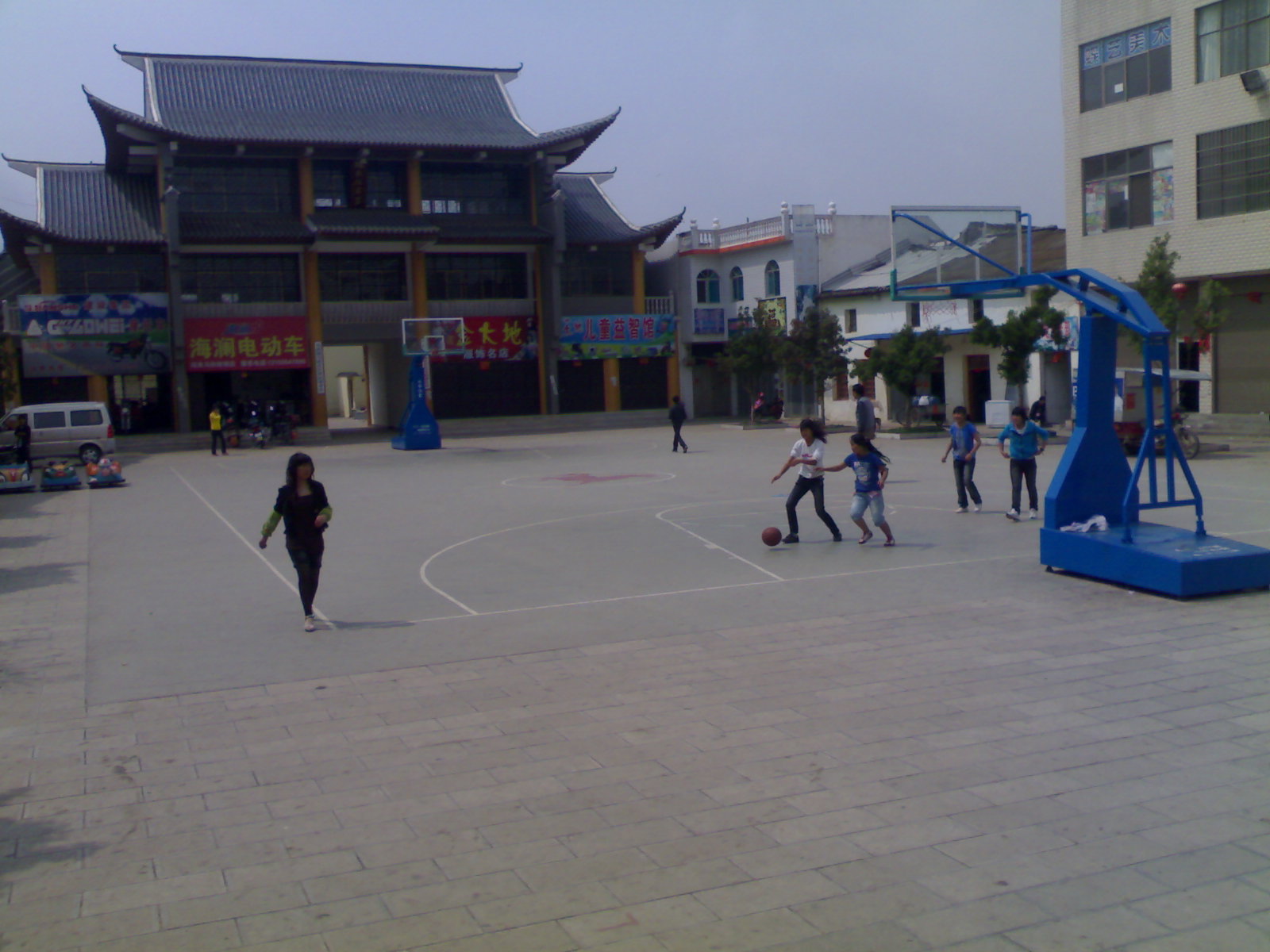 陆良马街