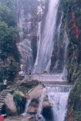 四会奇石河风景区