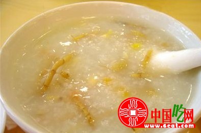 东莞美食-茅根粥