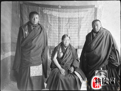 中华民国时期的西藏女活佛:藏传佛教大佛母的化身