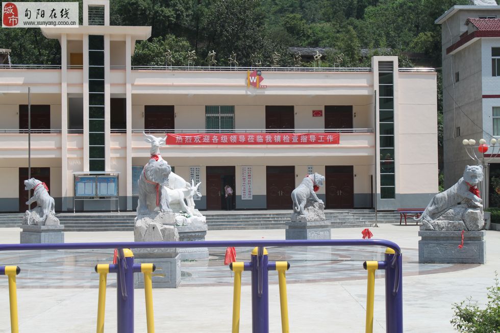 麻坪镇文化广场新貌论坛图片_旬阳论坛