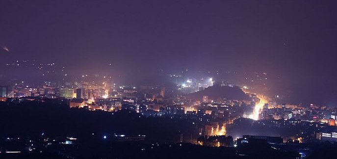 越夜越美丽陆川夜景