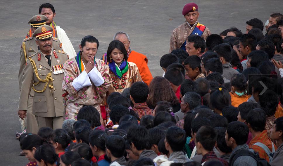 "全球最英俊国王"不丹国王大婚啦,碎了多少女孩儿的心
