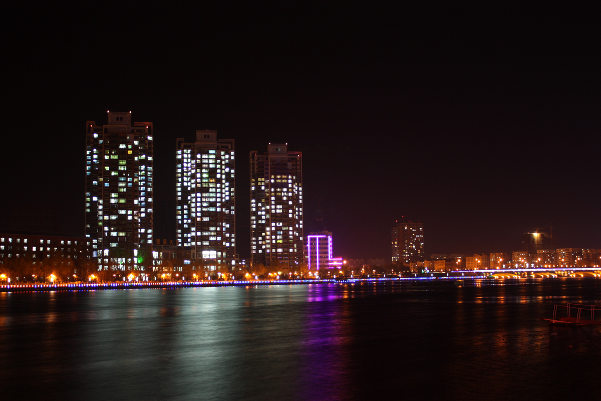 [原创]劳动湖夜景_行走随拍_齐齐哈尔论坛_齐齐哈尔