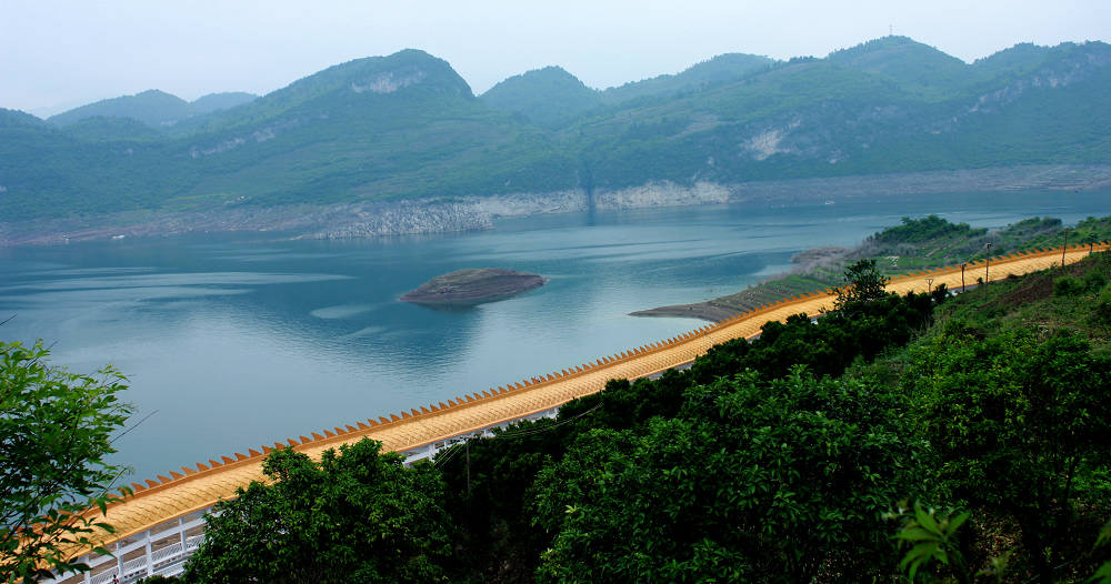 贵州 余庆县 飞龙湖