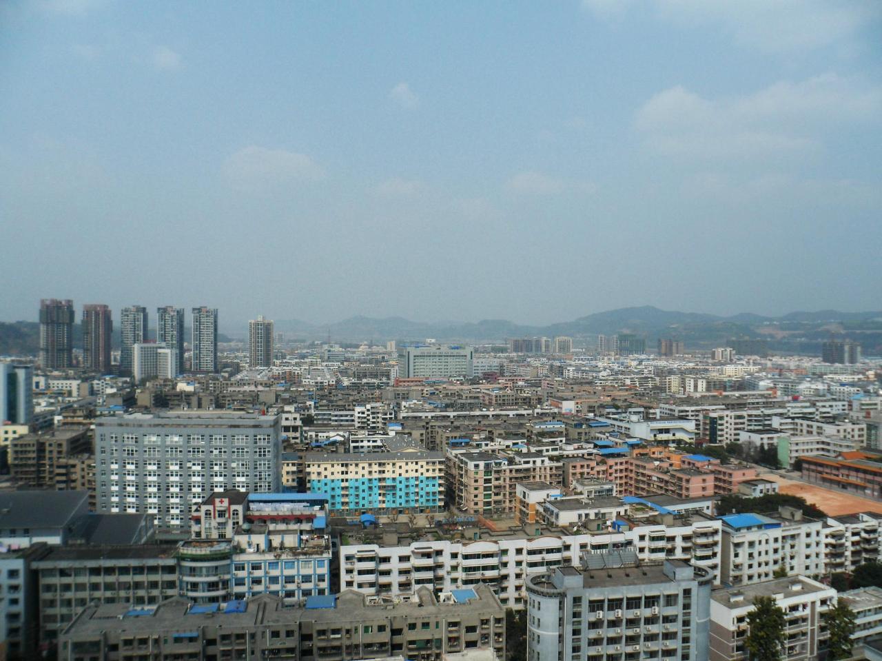 权兴园楼顶看三台全景