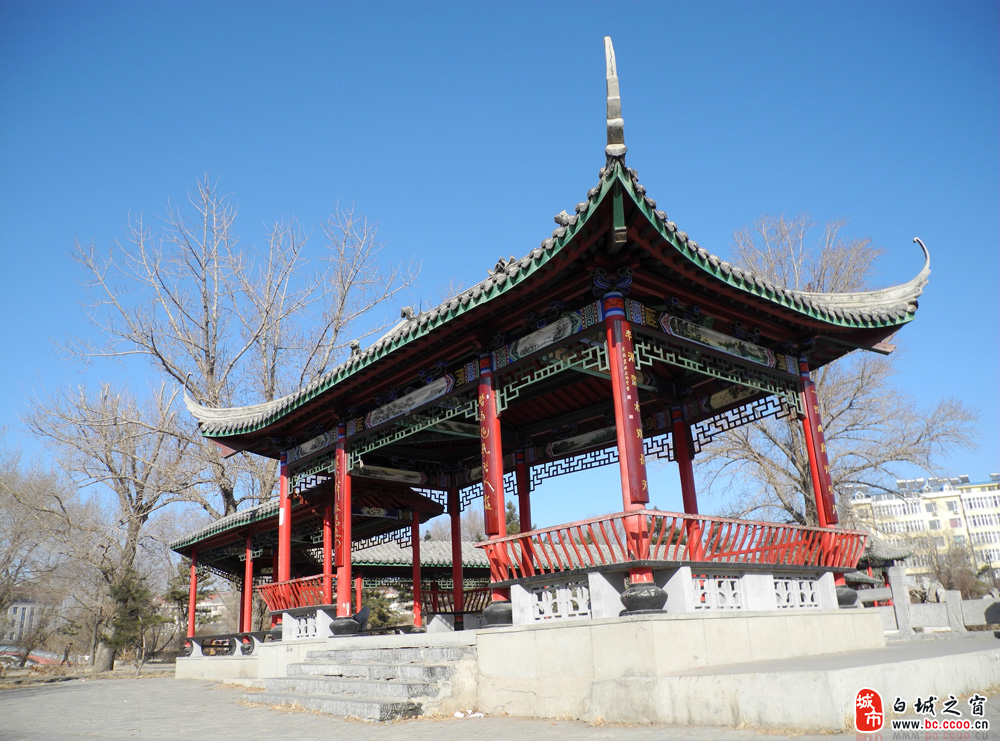 白城市劳动公园楹联一观,炉火老师请进