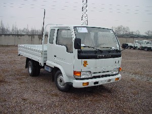 跃进中型普通货车