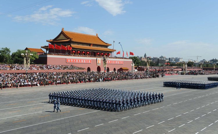 2009國慶高清圖片戰略導彈部隊徒步方隊接受檢閱 海軍陸戰隊方隊