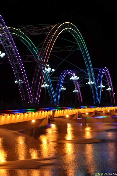 青岛丹山特大桥夜景图片