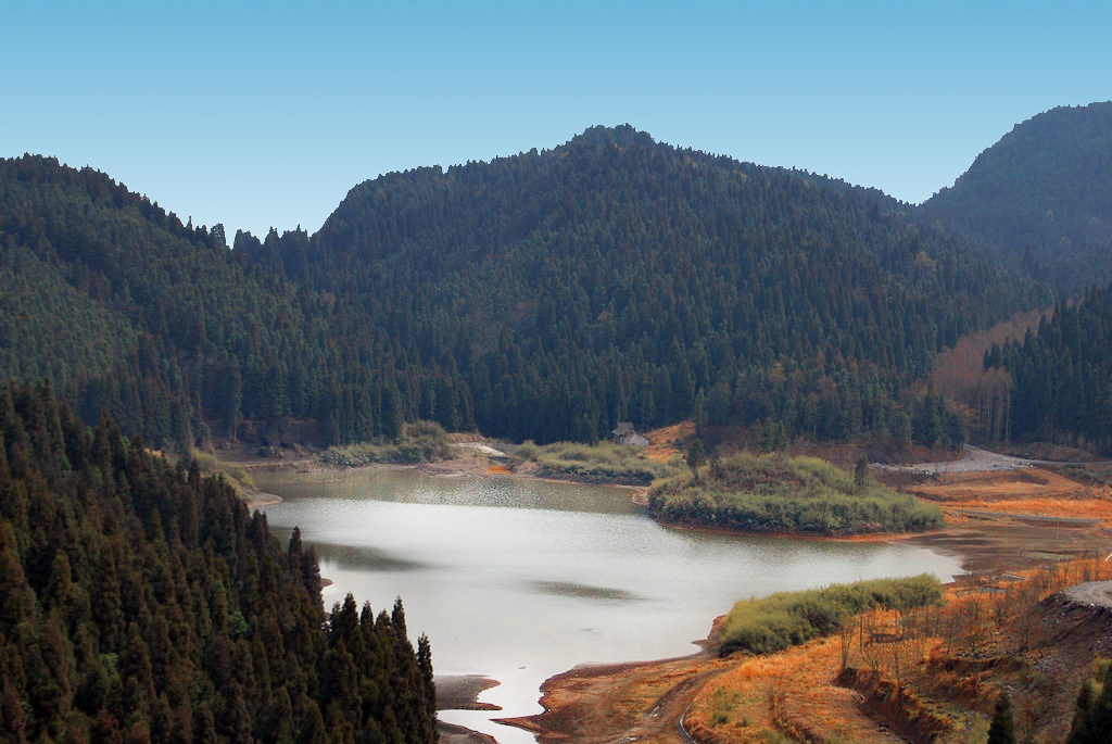 来凤白岩山图片