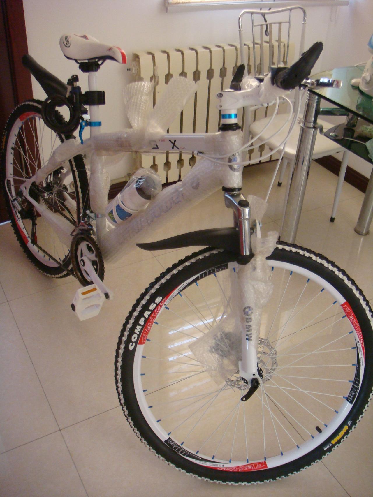 宝马自行车g760x图片